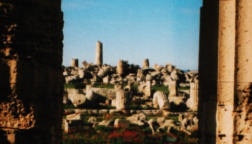 Photo couleur temple romain d'Agrigente - Sicile